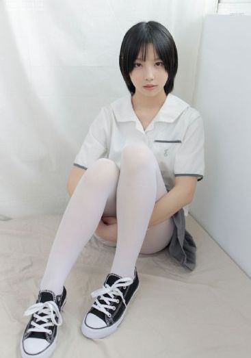 free男子游泳部第一季高清在线观看